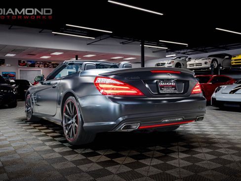 Used 2016 Mercedes-Benz SL 550 image 2