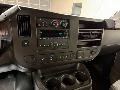 Used 2024 Chevrolet Express 3500 LT w/ LT Preferred Equipment Group RWD image 16