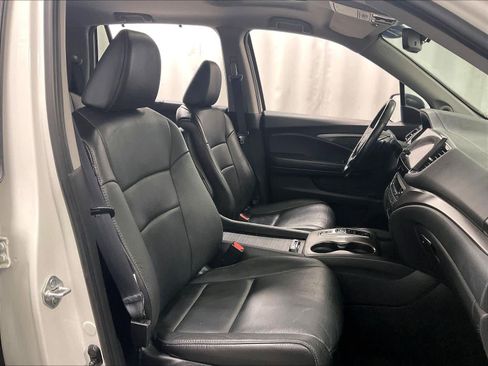 Used 2021 Honda Pilot Black Edition image 11