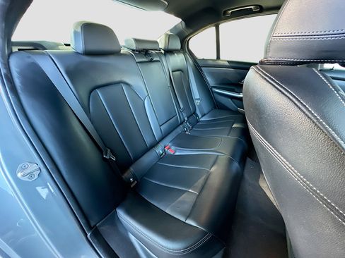 Certified 2023 BMW 330i 330i w/ Driving Assistance Package image 27