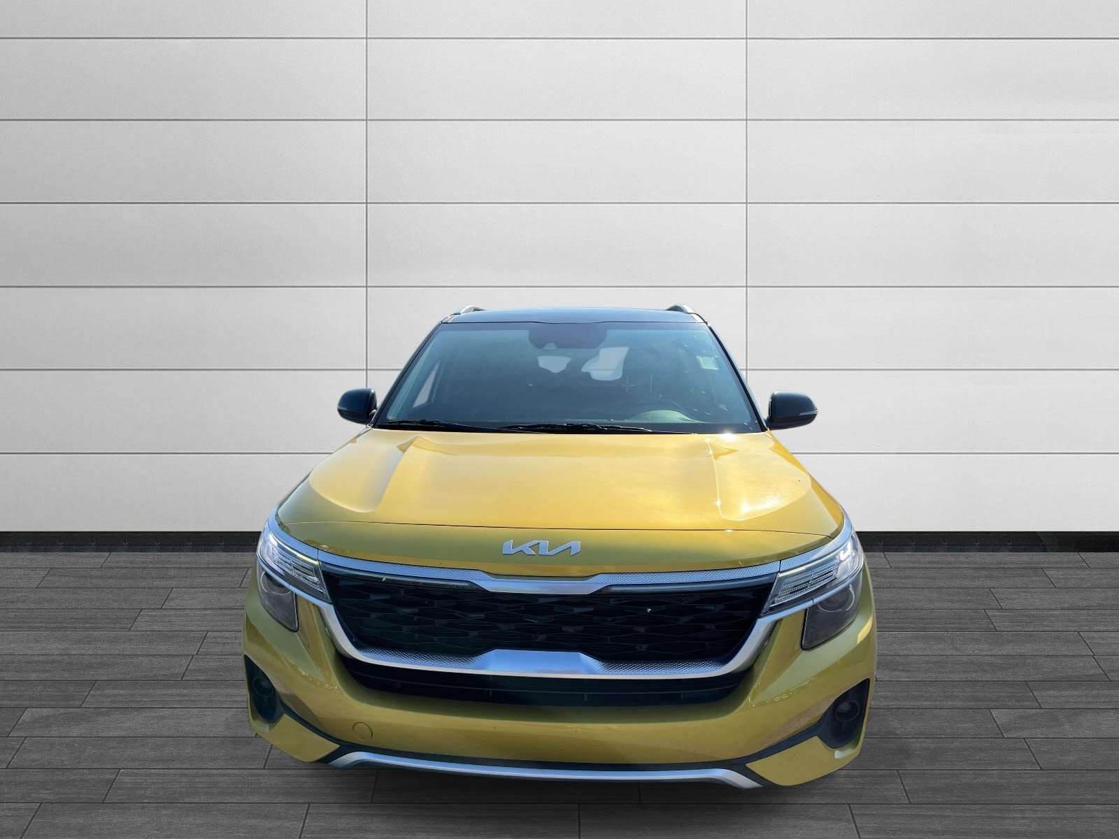 Used 2023 Kia Seltos S w/ Navigation Package FWD image 8