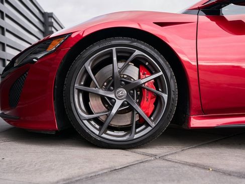 Used 2021 Acura NSX image 3