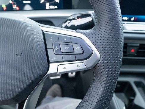 New 2026 Volkswagen Tiguan SE R-Line image 23