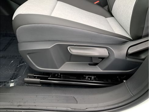 New 2026 Volkswagen ID.4 Pro AWD/4WD image 30