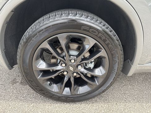 Used 2024 Dodge Durango GT RWD image 7