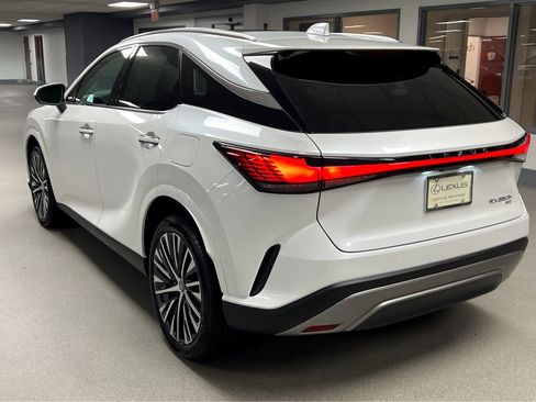 Certified 2026 Lexus RX 350 w/ Convenience Package AWD/4WD image 5