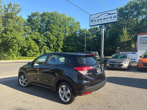 Used 2020 Honda HR-V LX image 5