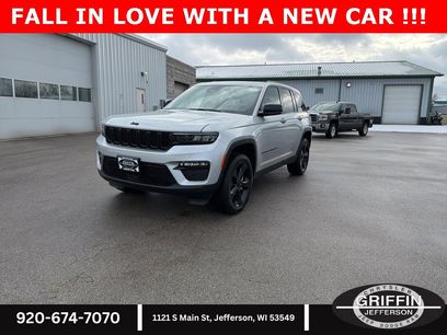 New 2025 Jeep Grand Cherokee Limited w/ Black Appearance Package