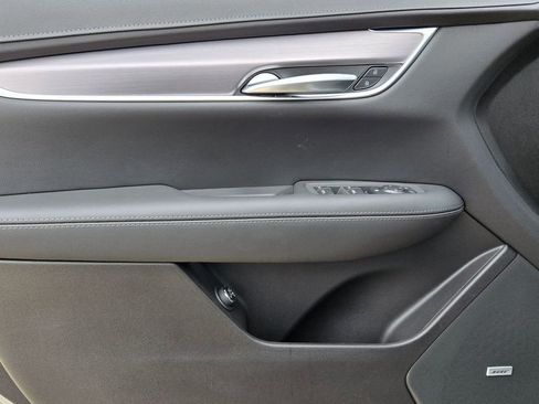 New 2026 Cadillac XT5 Luxury w/ LPO, Floor Liner Package image 20