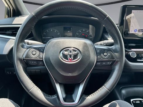 Used 2025 Toyota Corolla SE FWD image 14