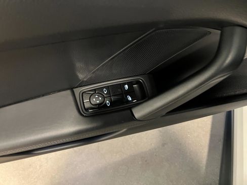 Used 2020 Porsche 911 Carrera 4S image 29