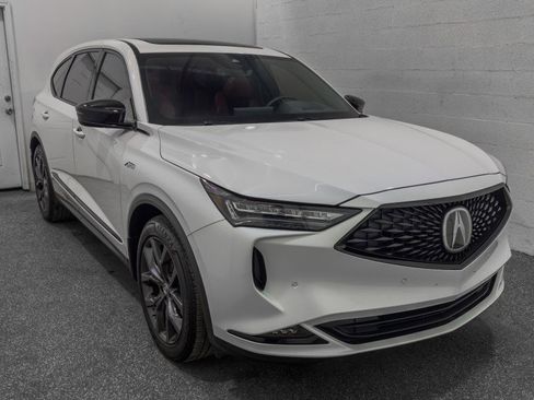 Used 2024 Acura MDX A-Spec image 2