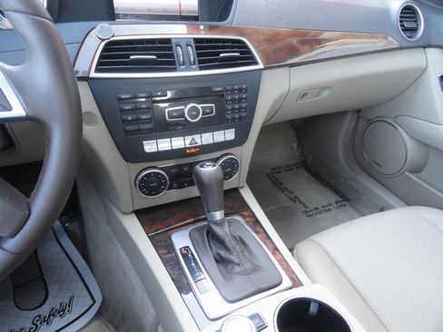 Used 2013 Mercedes-Benz C 300 w/ Multimedia Pkg image 13
