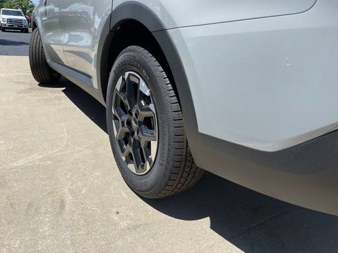New 2026 Kia Sorento S FWD image 19