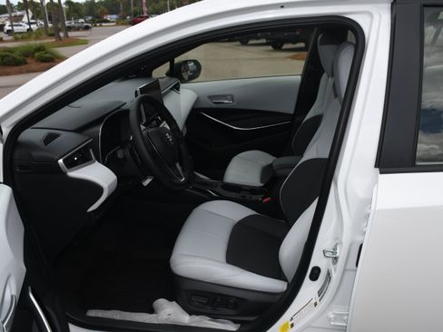 New 2026 Toyota Corolla XSE FWD image 3