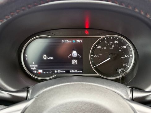 Used 2018 Nissan Kicks SR FWD image 37