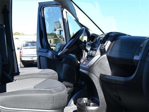 Used 2021 RAM ProMaster 2500 image 22
