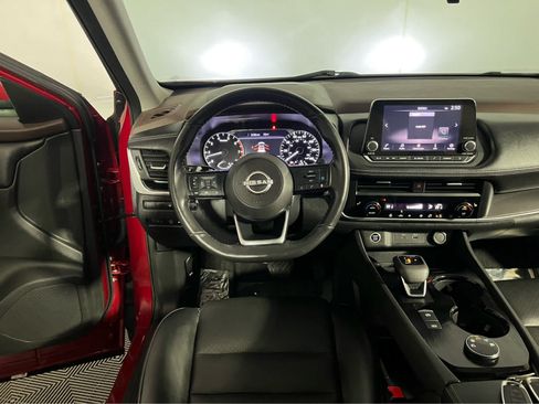 Certified 2023 Nissan Rogue SV w/ SV Premium B Package AWD/4WD image 14