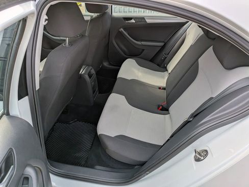 Used 2017 Volkswagen Jetta S image 20