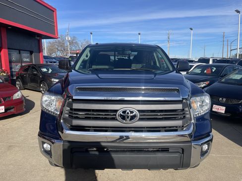 Used 2014 Toyota Tundra SR image 2