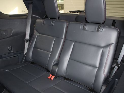 New 2026 Ford Explorer ST-Line w/ ST-Line Street Pack RWD image 26