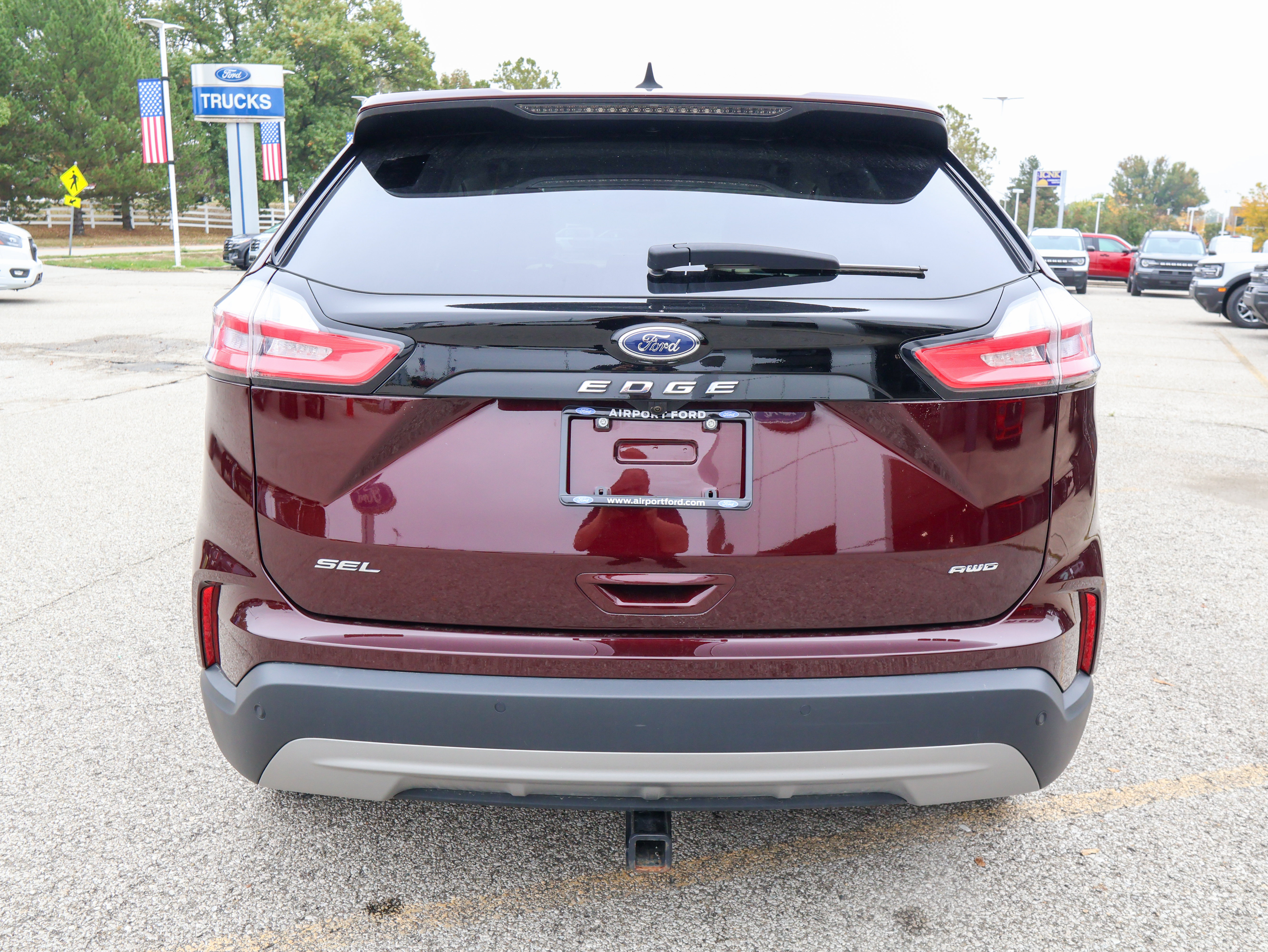 Used 2024 Ford Edge SEL w/ Convenience Package AWD/4WD image 4
