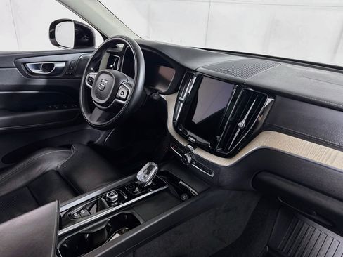Used 2022 Volvo XC60 B5 Inscription w/ Climate Package AWD/4WD image 29