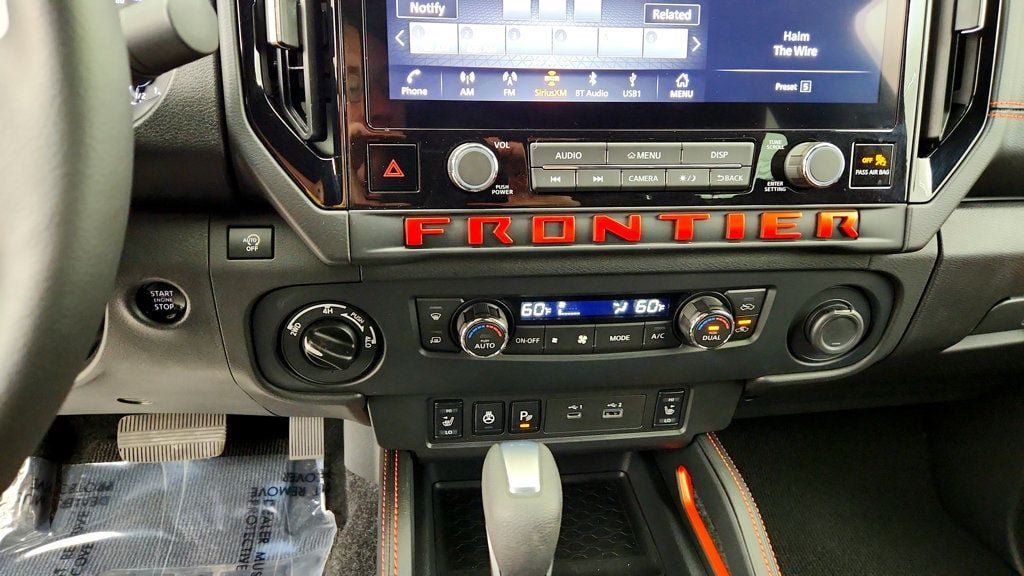 Used 2026 Nissan Frontier PRO-4X w/ Pro-4x Convenience Package AWD/4WD image 17