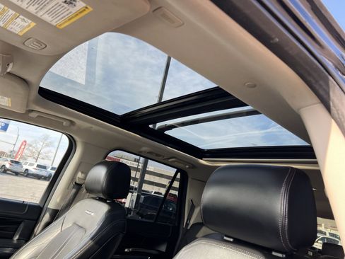 Used 2019 Ford Expedition Max Platinum image 24