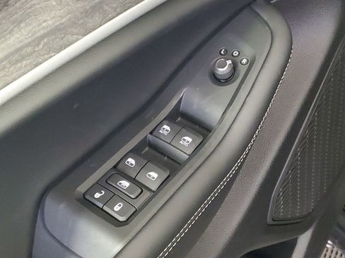 New 2025 Jeep Grand Cherokee Limited AWD/4WD image 13