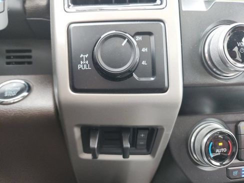 Used 2019 Ford F250 King Ranch w/ Chrome Package AWD/4WD image 32