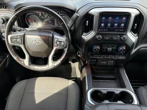 Used 2019 Chevrolet Silverado 1500 RST w/ True North Edition AWD/4WD image 3