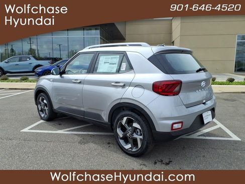 New 2026 Hyundai Venue SEL image 3