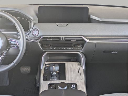 New 2025 MAZDA CX-70 Plug-In Hybrid w/ Premium Pkg image 25