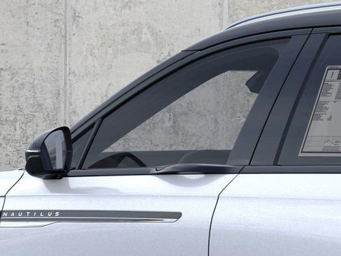 New 2026 Lincoln Nautilus Reserve image 19