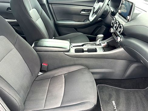 Used 2024 Nissan Sentra SV FWD image 23