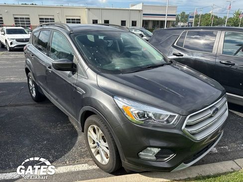 Used 2018 Ford Escape SEL AWD/4WD image 3