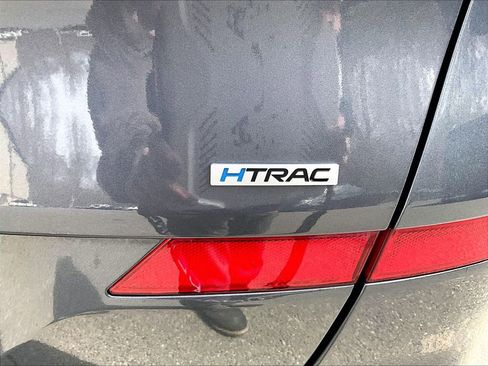 Used 2019 Hyundai Tucson SE w/ Cargo Package AWD/4WD image 8