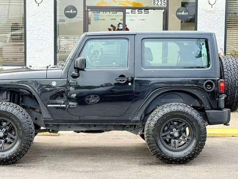 Used 2016 Jeep Wrangler Sport w/ Trailer Tow Group AWD/4WD image 4