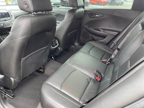 Used 2020 Chevrolet Malibu LT w/ Leather Package image 7