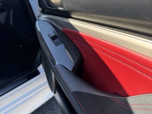 Used 2015 Lexus RC F image 20