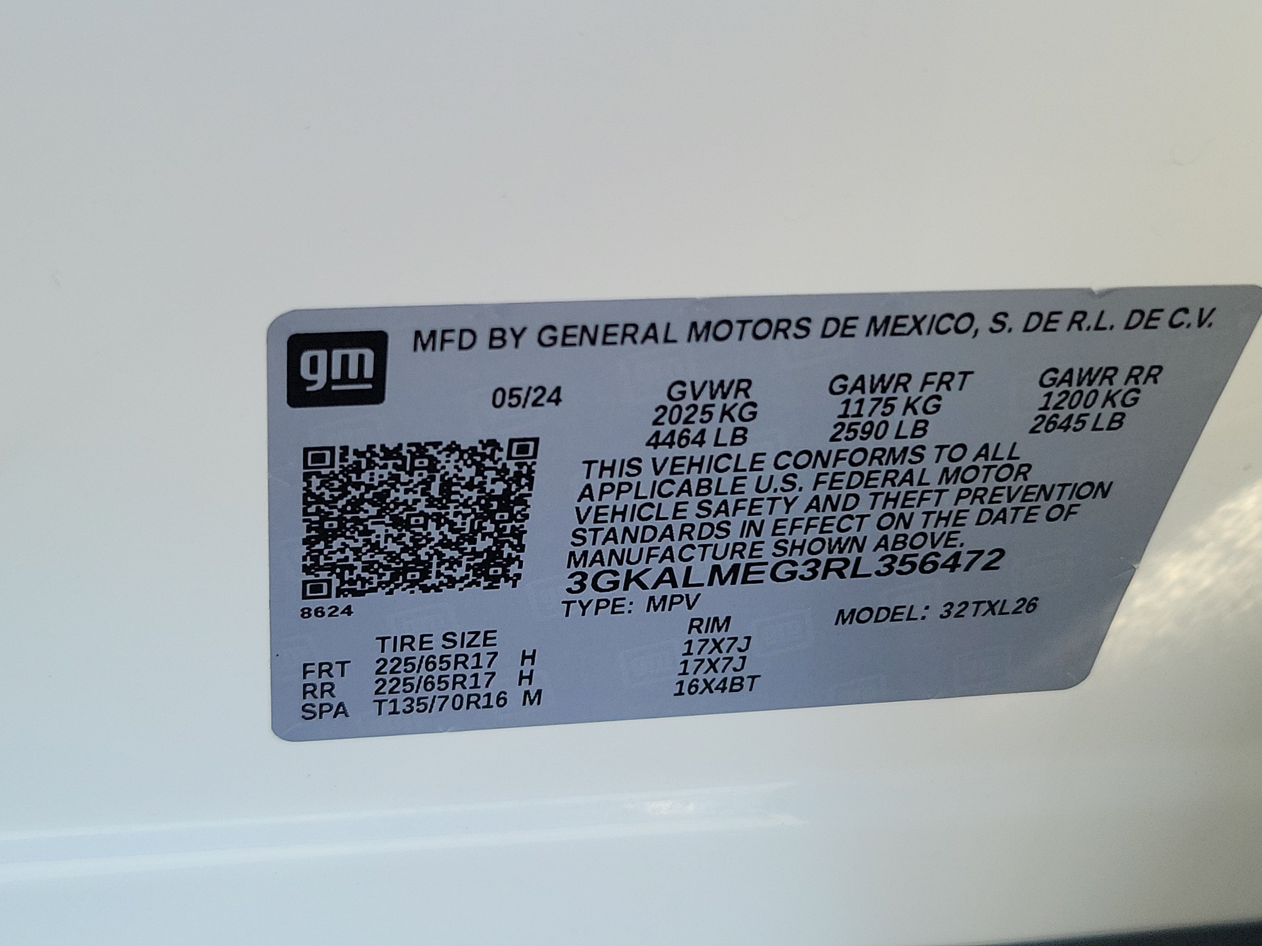 Used 2024 GMC Terrain SLE FWD image 30