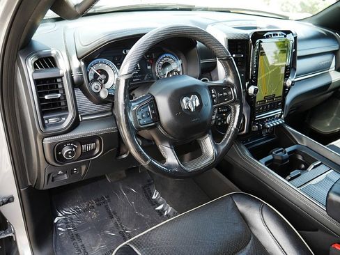 Used 2019 RAM 1500 Limited AWD/4WD image 11