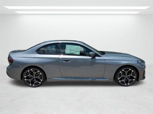 New 2025 BMW 230i Coupe w/ Convenience Package image 3
