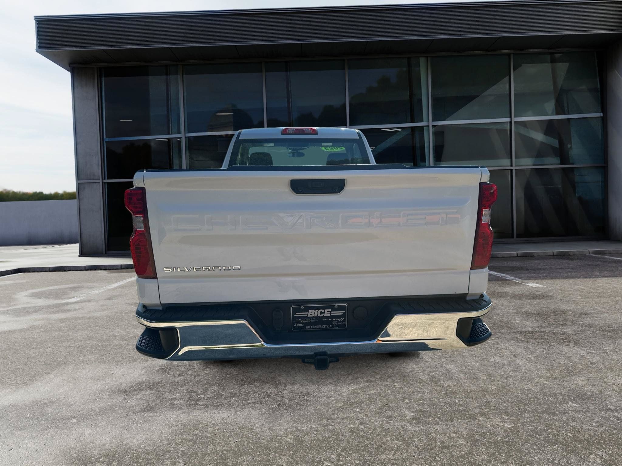 Used 2025 Chevrolet Silverado 1500 W/T RWD image 3
