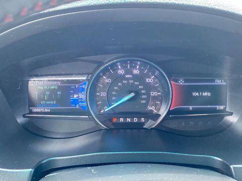 Used 2017 Ford Explorer Sport image 16