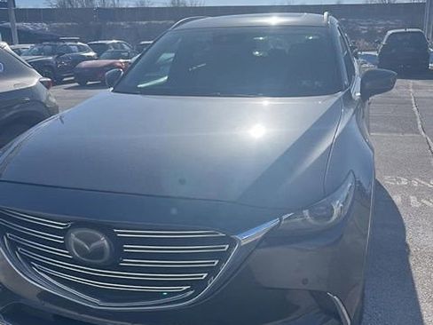 Used 2018 MAZDA CX-9 Grand Touring image 2