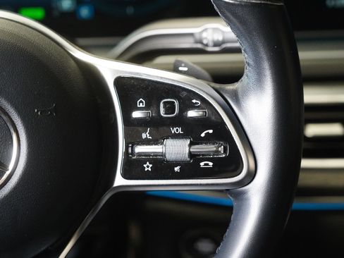 Certified 2023 Mercedes-Benz GLS 450 4MATIC image 18