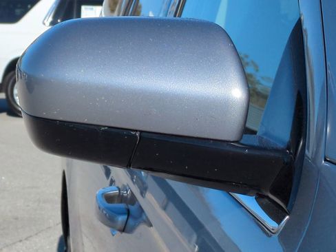 Used 2024 Ford Expedition Max XLT image 12