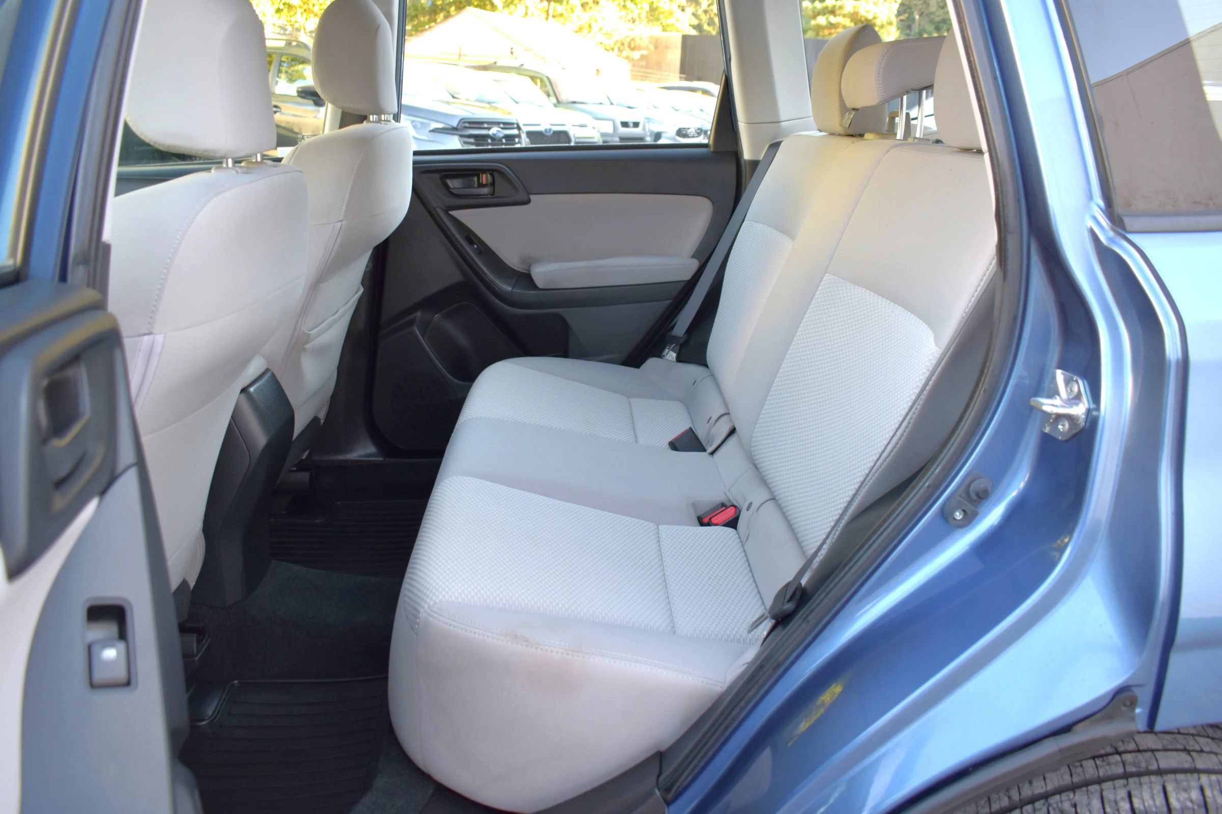 Used 2015 Subaru Forester 2.5i w/ Alloy Wheel Package AWD/4WD image 24